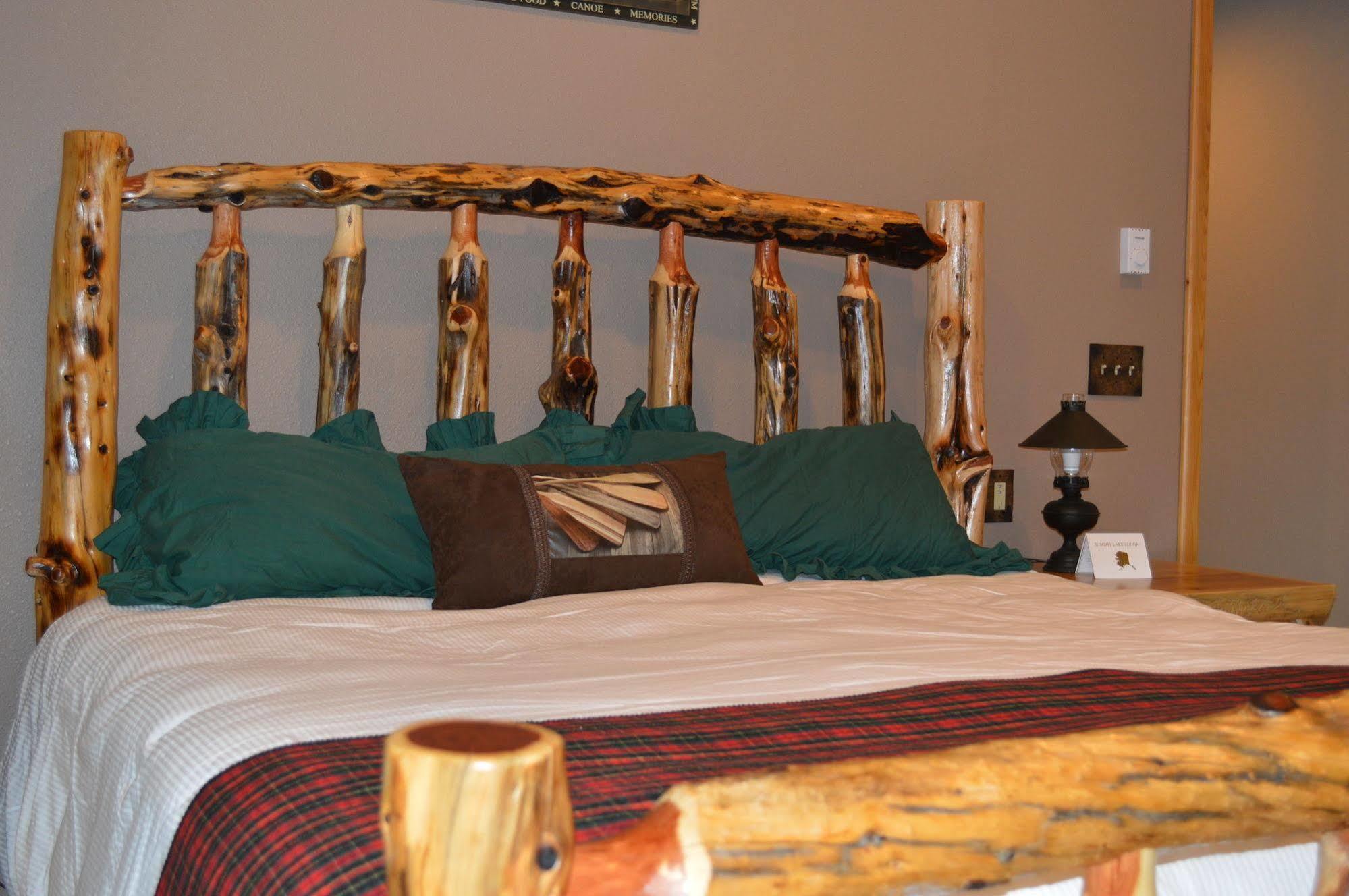 Summit Lake Lodge Buitenkant foto